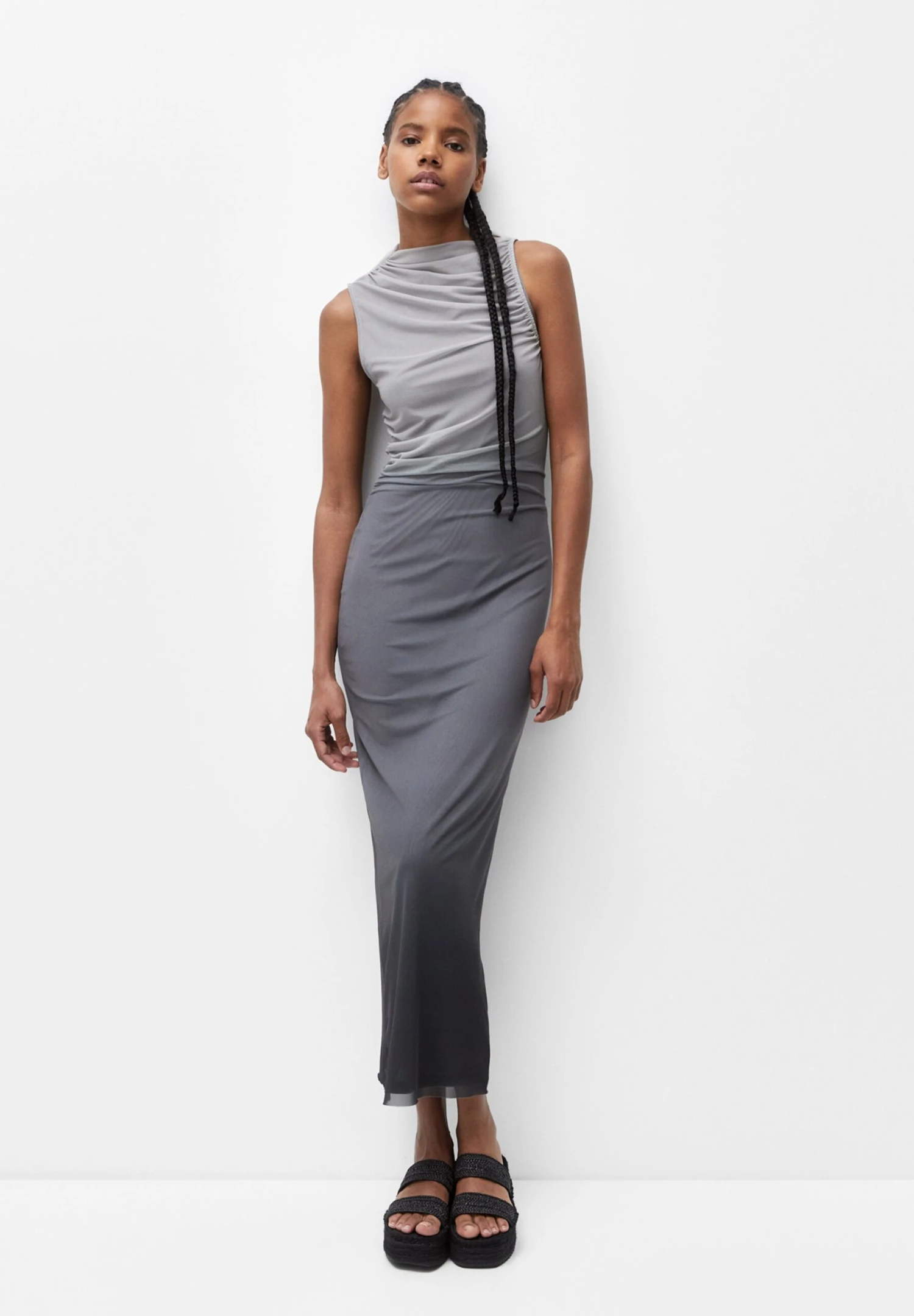 PULL & BEAR Gathered Tie-Dye With Asymmetric Hem - Maxi-Jurk - Grey - Afbeelding 2