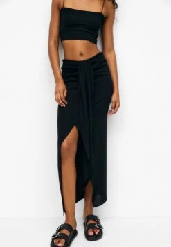 PULL & BEAR Maxirok - Black