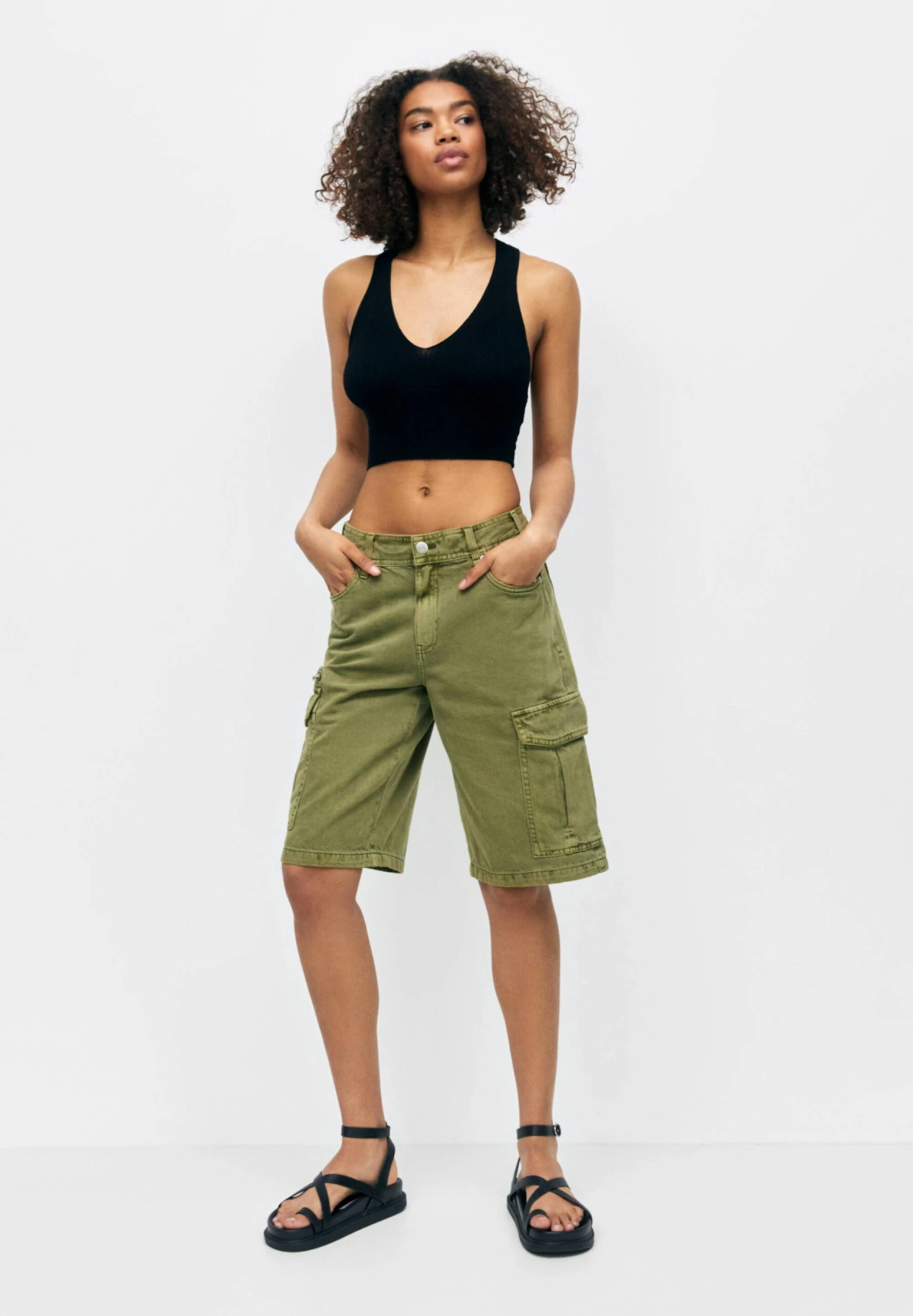 PULL & BEAR Twill Bermuda- Shorts - Khaki - Afbeelding 2
