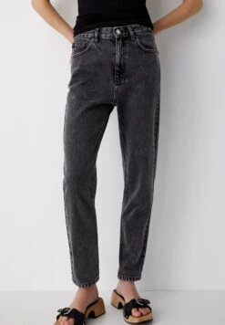 PULL & BEAR Mom - Jeans Tapered Fit - Dark Grey