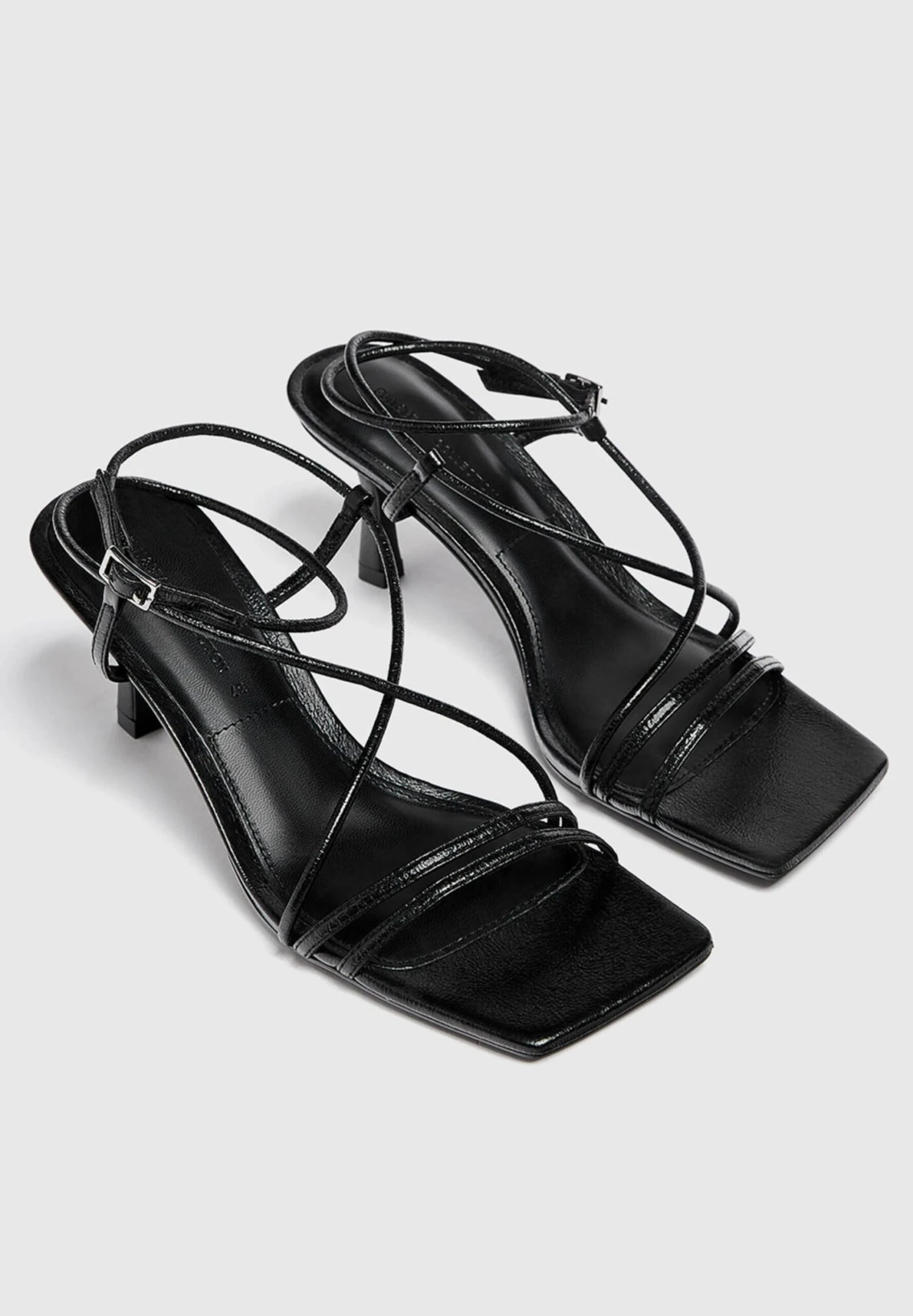 PULL & BEAR Tacón Tiras - Sandalen - Black - Afbeelding 2