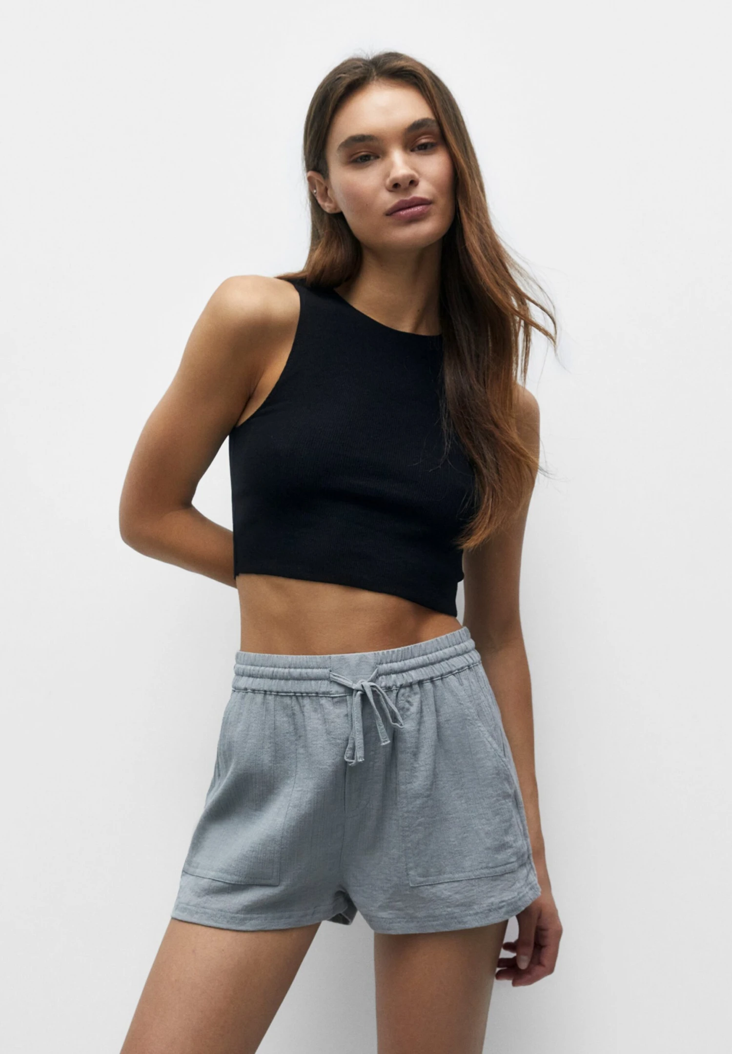 PULL & BEAR Flowing With Pockets - Shorts - Grey