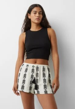 PULL & BEAR Printed Jacquard- Shorts - White