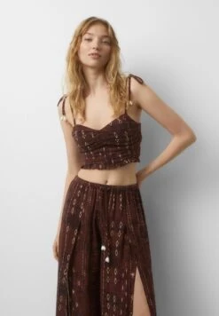 PULL & BEAR Strappy With Shells - Crop - Top - Light Brown