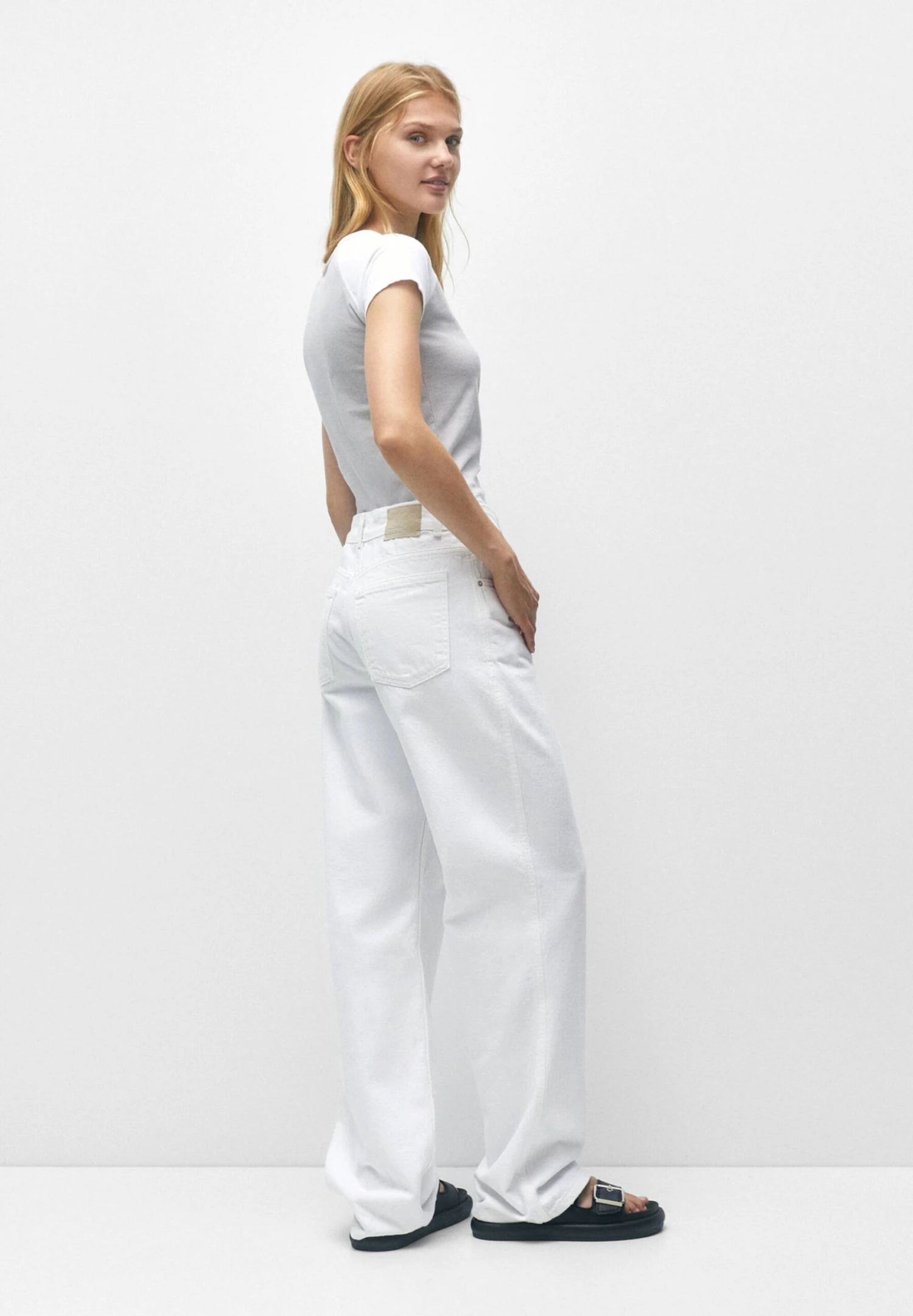 PULL & BEAR With Short Raglan Sleeve - T-Shirt Print - Light Grey - Afbeelding 2