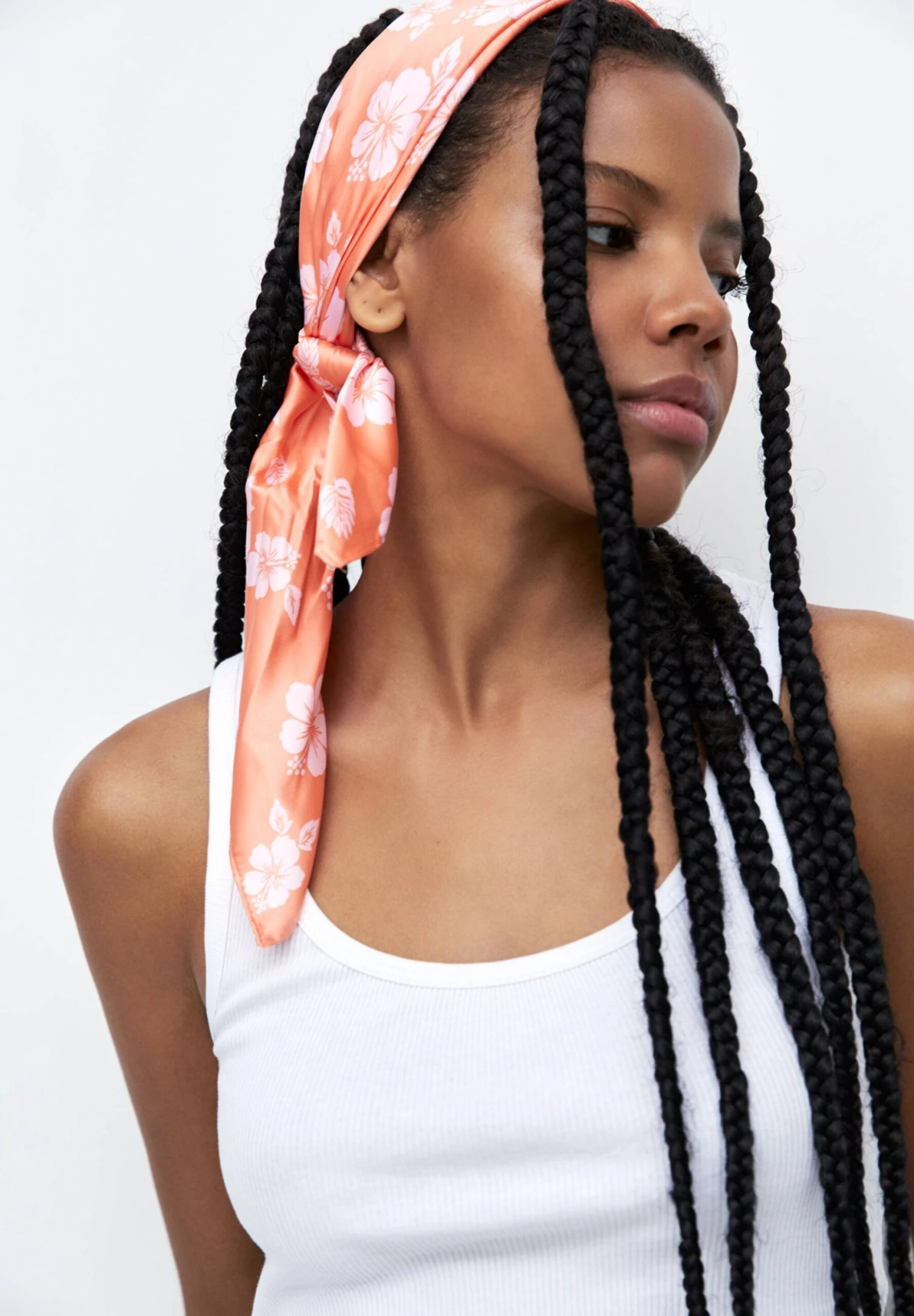 PULL & BEAR Hawaiian Floral - Sjaal - Coral