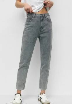 PULL & BEAR Mom - Jeans Tapered Fit - Grey
