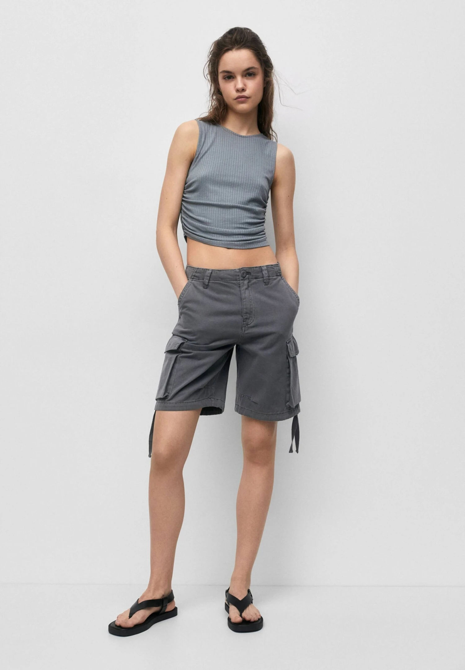PULL & BEAR Bermuda- Shorts - Dark Grey - Afbeelding 2