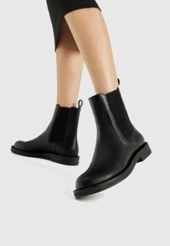 PULL & BEAR Korte Laarzen - Black