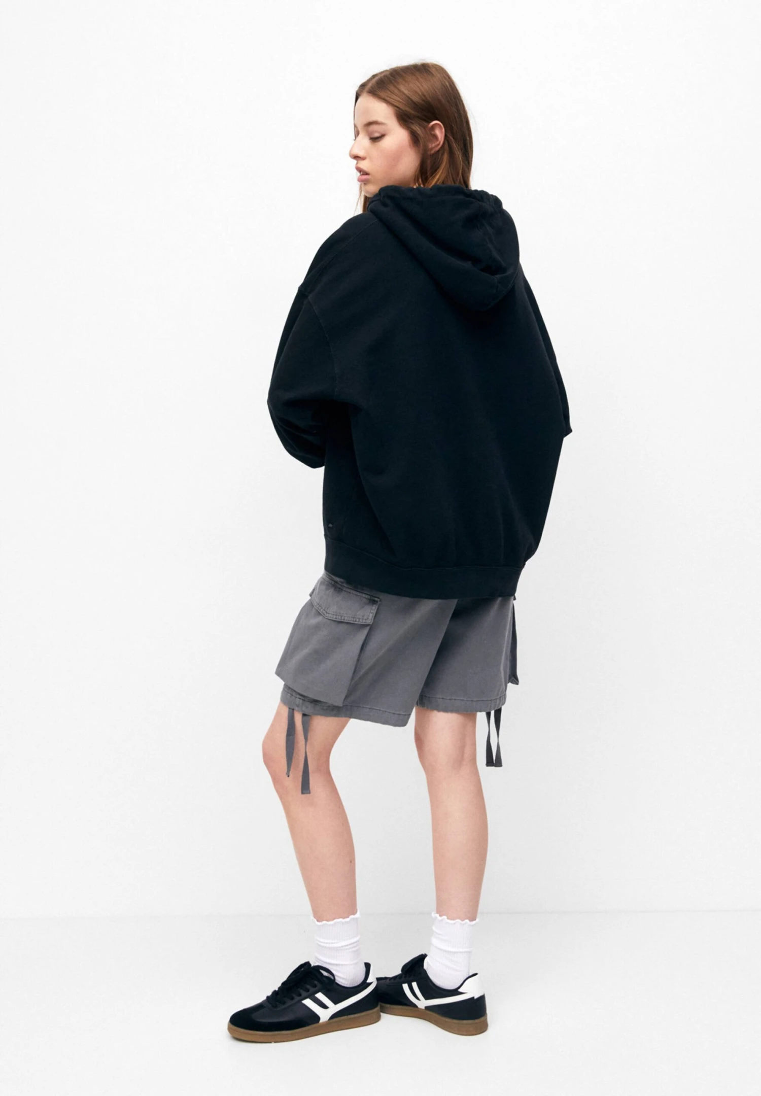 PULL & BEAR Cropped - Sweater Met Rits - Black - Afbeelding 3