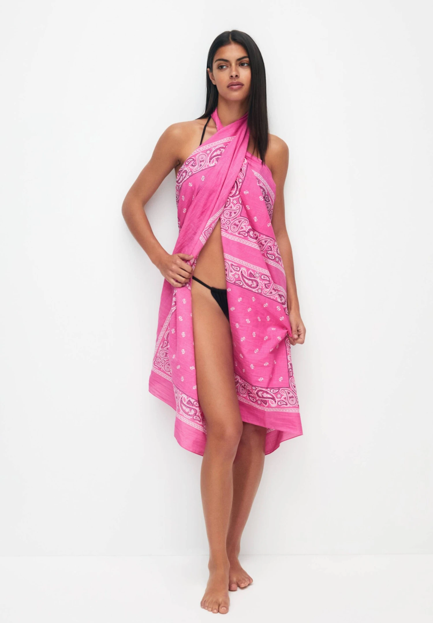 PULL & BEAR Printed Bandana-Style Sarong - Strandaccessoire - Pink