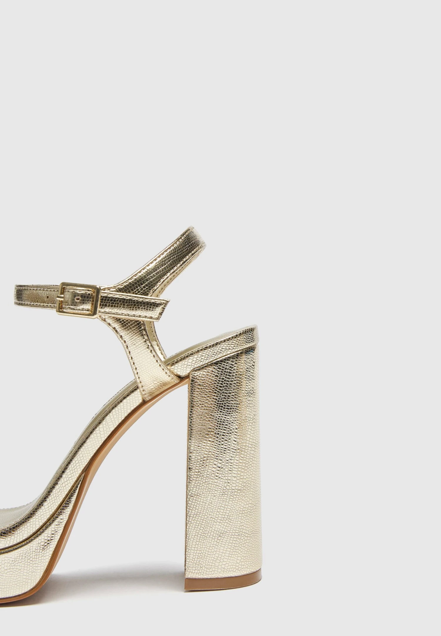 PULL & BEAR High-Heel - Sandalen Met Plateauzool - Goldcoloured - Afbeelding 5