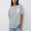 PULL & BEAR Smiley Daisy - T-Shirt Print - Grey