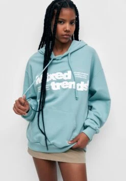 PULL & BEAR Printed- Hoodie - Green