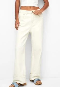 PULL & BEAR High-Waist Baggy - Straight Leg Jeans - Beige