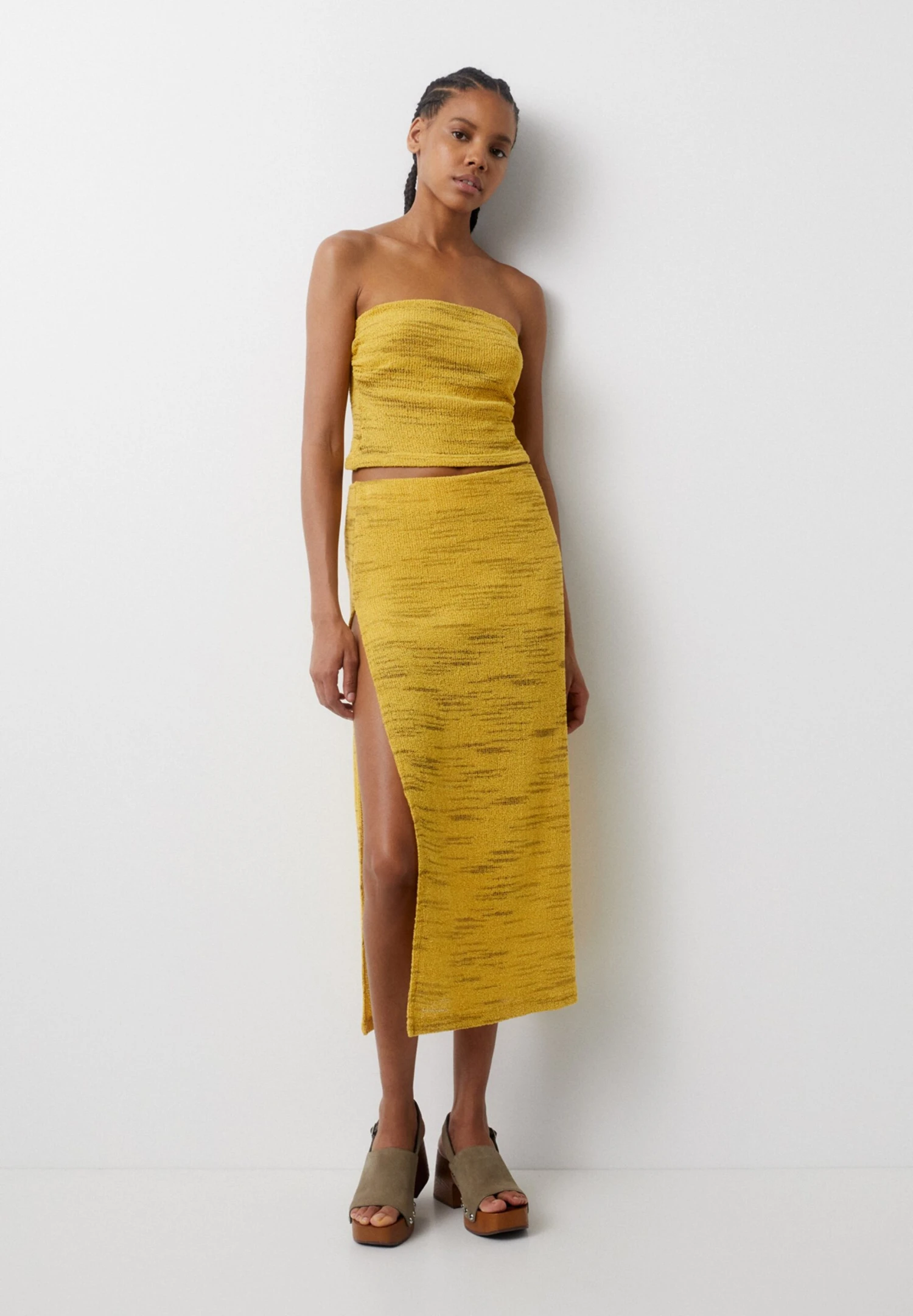 PULL & BEAR Midi - A-Lijn Rok - Yellow - Afbeelding 2