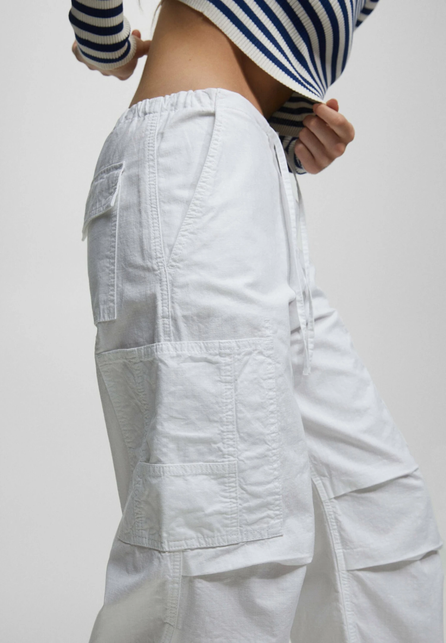 PULL & BEAR Parachute With Pockets - Broek - White - Afbeelding 4