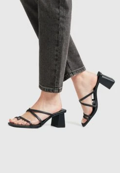 PULL & BEAR With Straps - Sandalen - Black