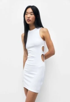 PULL & BEAR Short With Cut-Out Detail- Gebreide Jurk - White