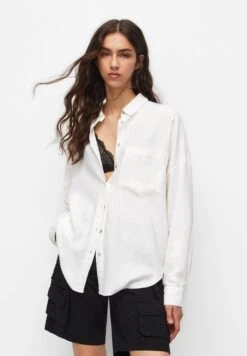 PULL & BEAR Rustic With Pocket - Overhemdblouse - White