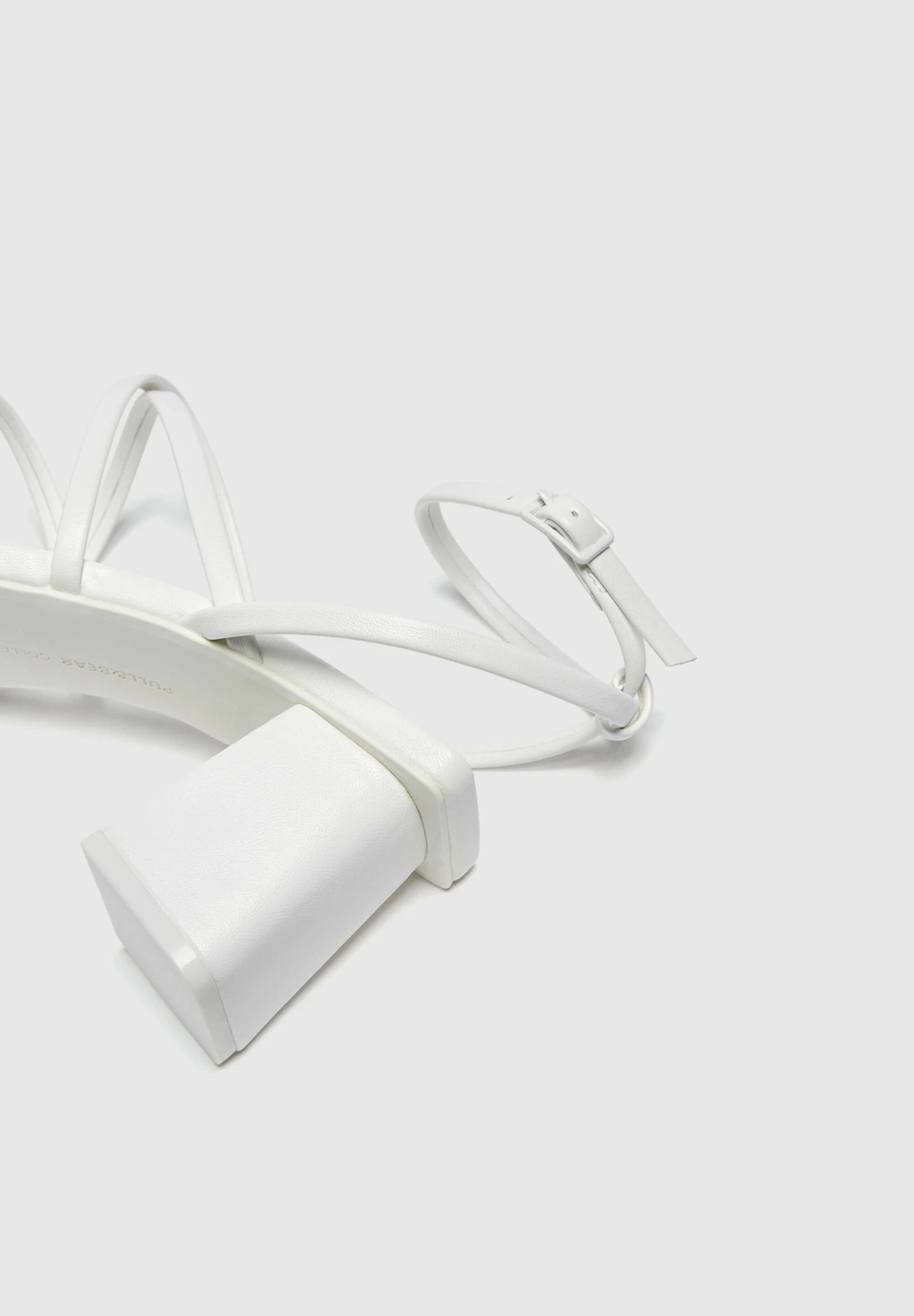 PULL & BEAR Strappy- Sandalen - White - Afbeelding 4