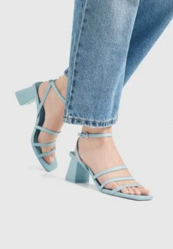 PULL & BEAR Strappy Heeled - Sandalen - Blue