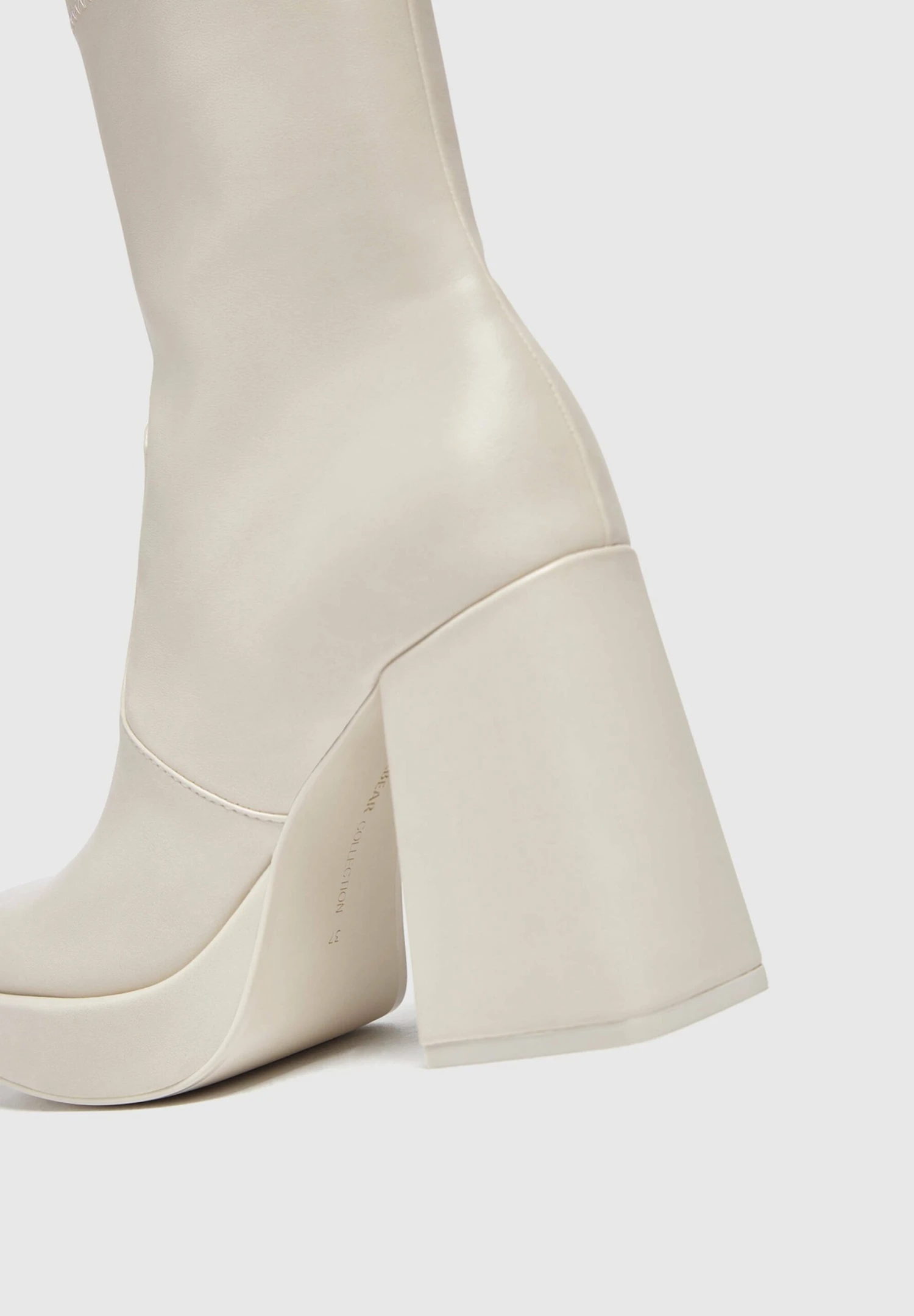 PULL & BEAR Enkellaarsjes Met Plateauzool - Nude - Afbeelding 4