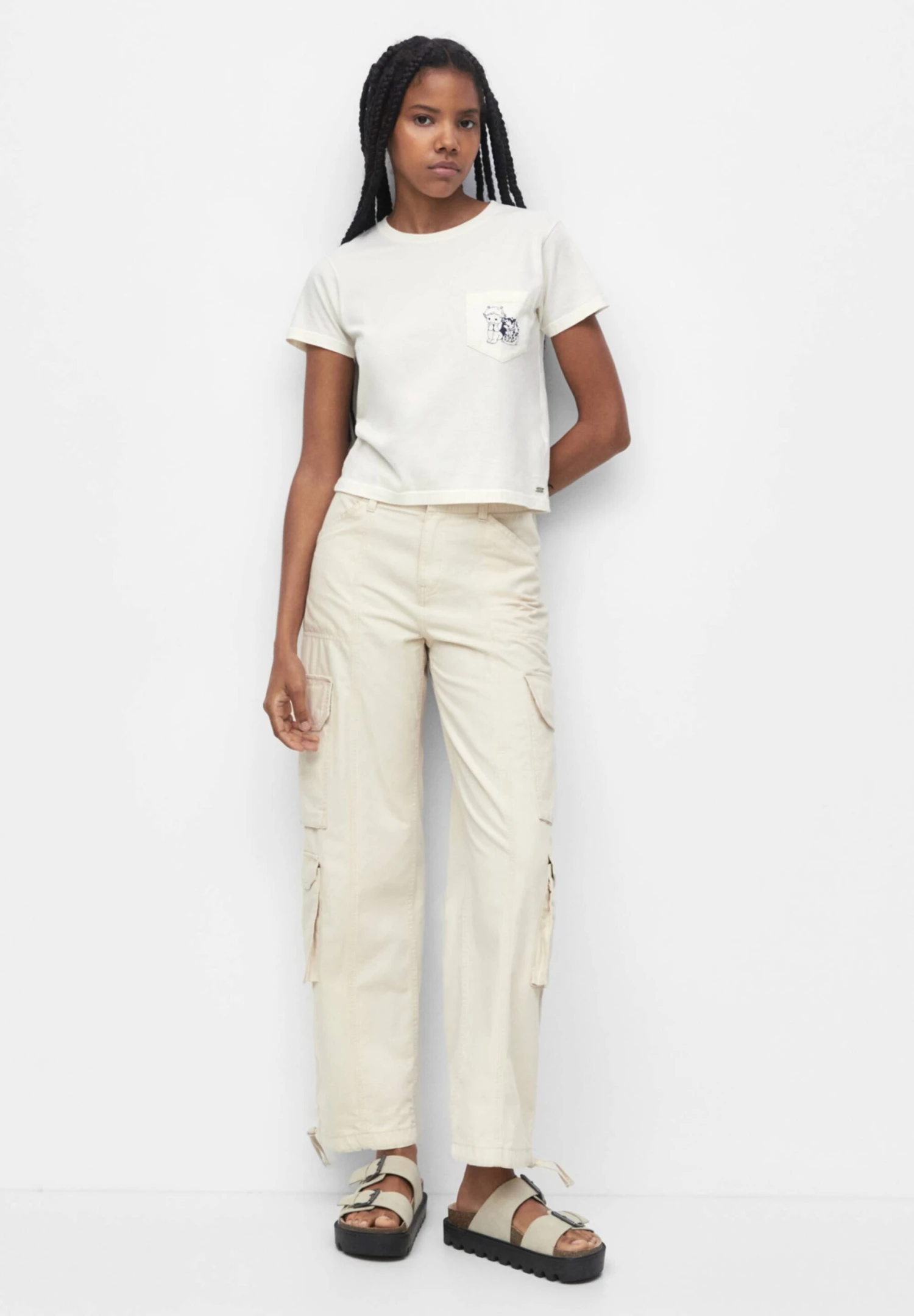 PULL & BEAR Short Sleeve With Pocket - T-Shirt Print - Beige - Afbeelding 2