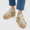 PULL & BEAR Cage - Sandalen Met Sleehak - Nude