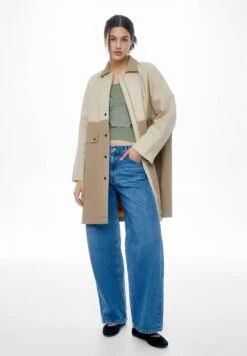 PULL & BEAR Two-Tone - Halflange Jas - Camel