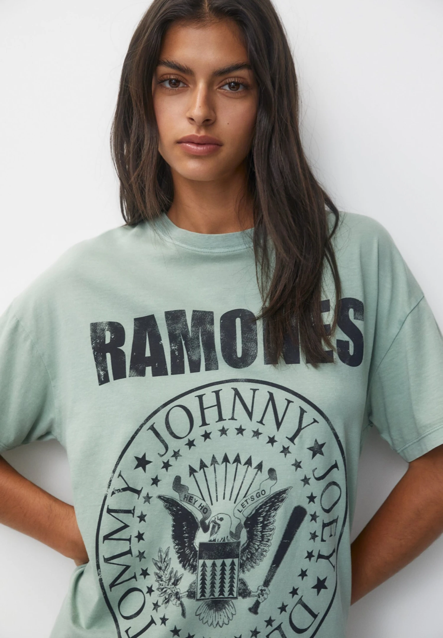 PULL & BEAR Ramones - T-Shirt Print - Light Green - Afbeelding 4