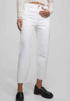 PULL & BEAR Cropped High Waist- Straight Leg Jeans - White