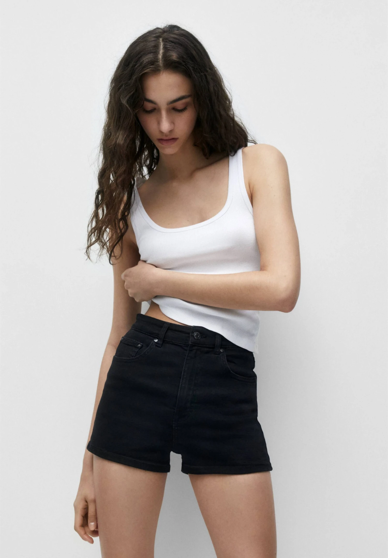 PULL & BEAR High Waist- Jeansshort - Mottled Black - Afbeelding 4