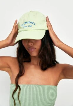 PULL & BEAR With Floridita Embroidery- Pet - Green