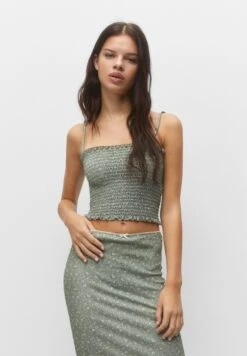 PULL & BEAR Smocked - Top - Green