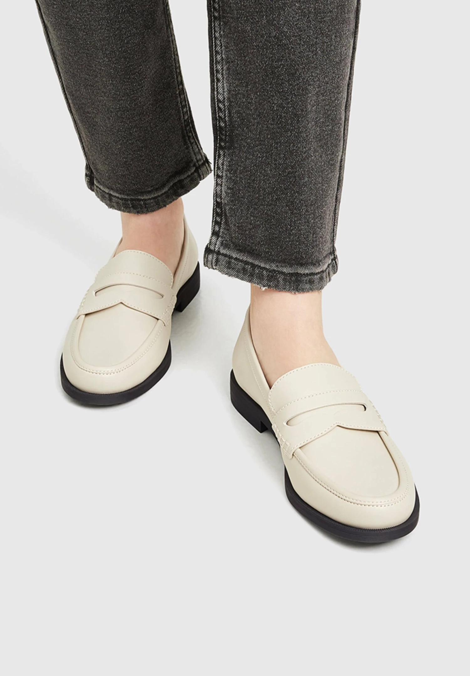 PULL & BEAR Penny- Instappers - Nude