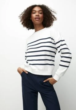 PULL & BEAR Sweater - White