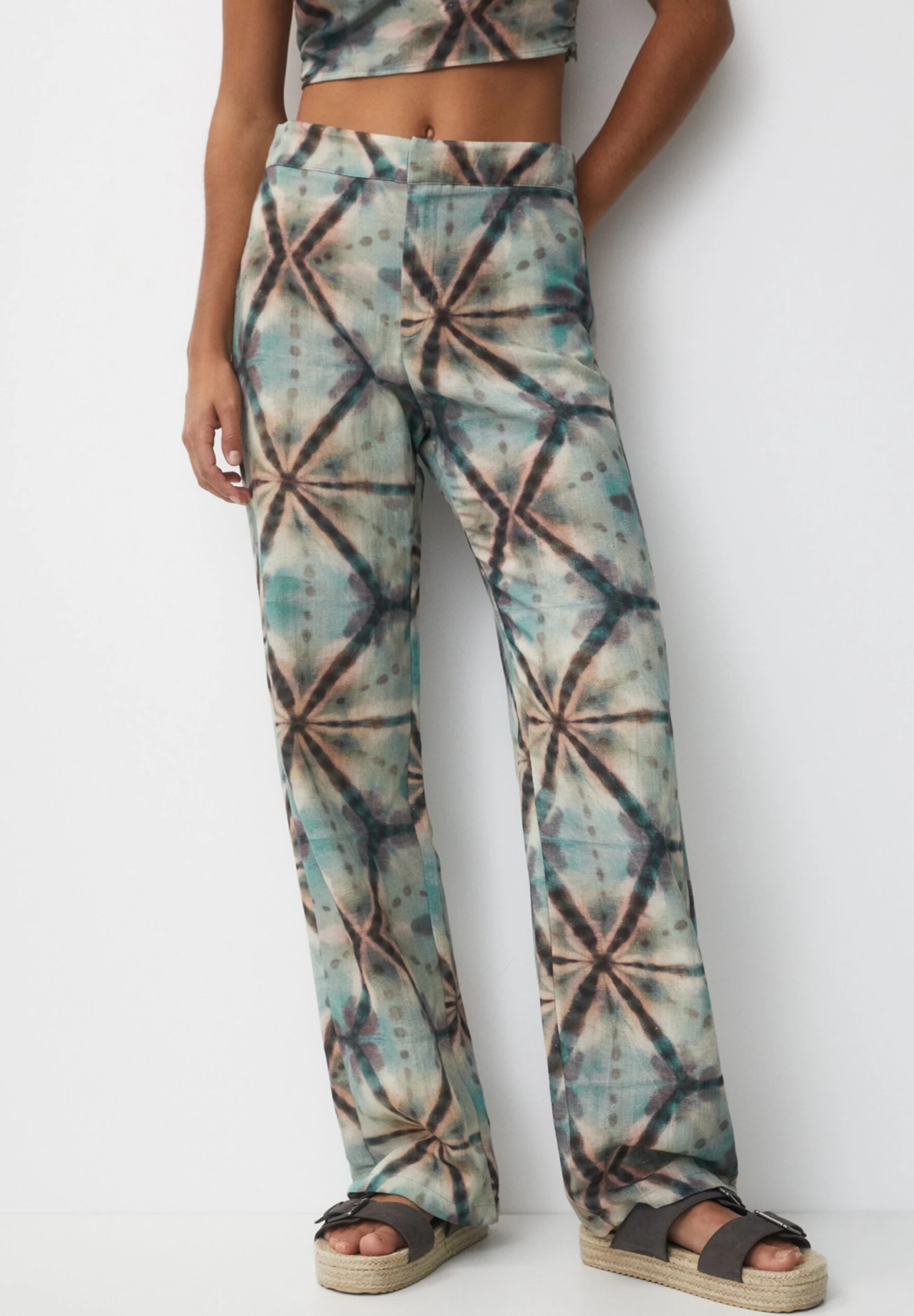 PULL & BEAR Straight Fit Rustic Tie Dye- Broek - Green