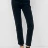 PULL & BEAR High Waist Mom - Slim Fit Jeans - Mottled Black