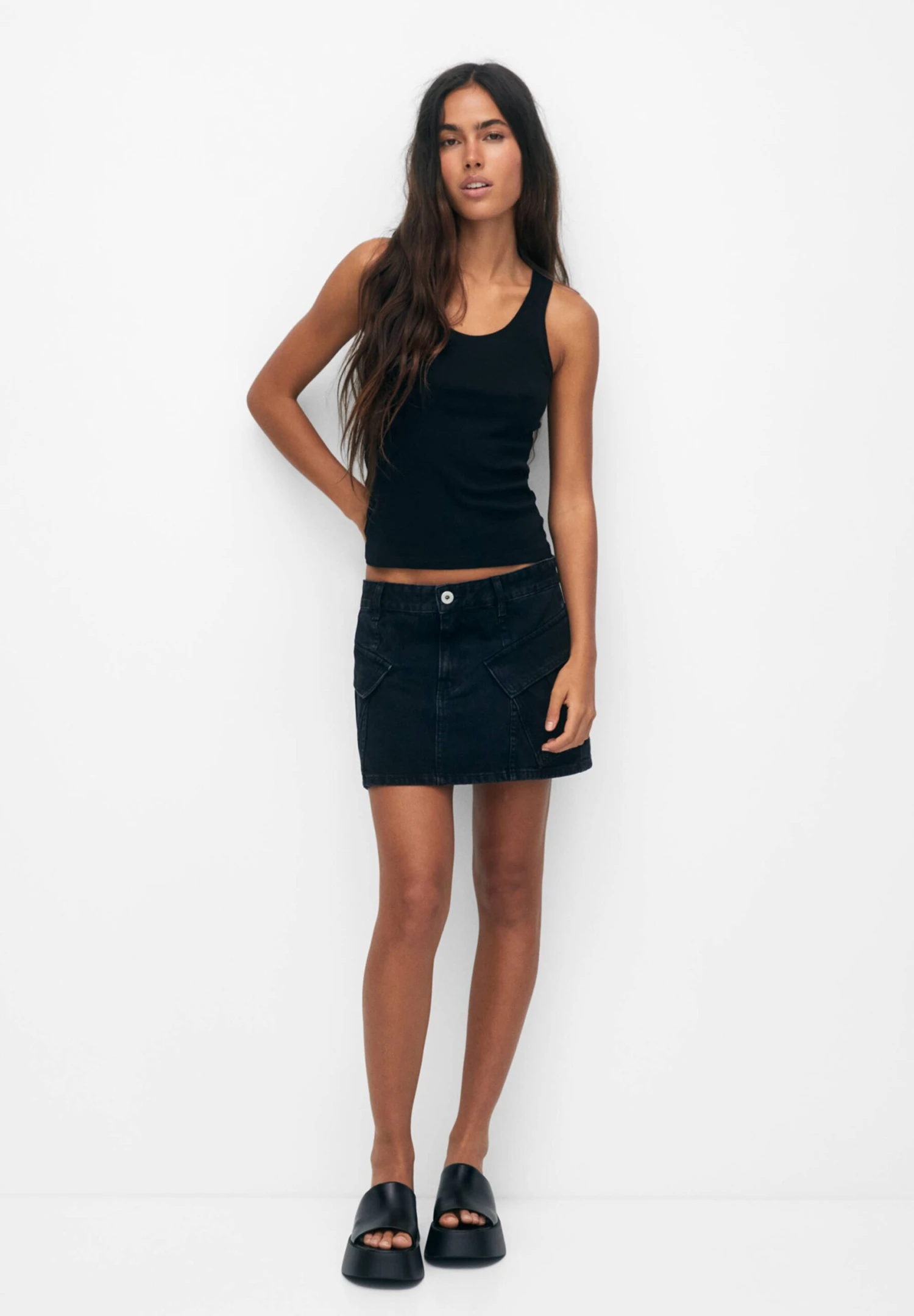 PULL & BEAR With Pockets - A-Lijn Rok - Black - Afbeelding 2